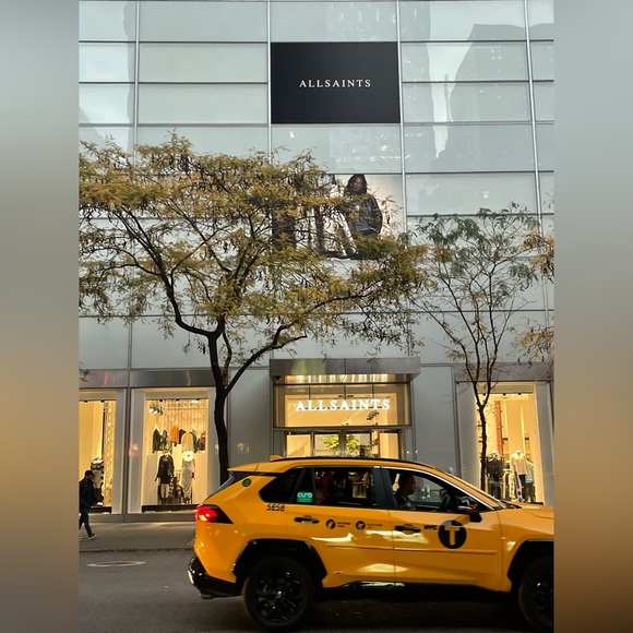 FURLA Genuine Leather Rings Chain Cluster Belt - Picture 11 of 13